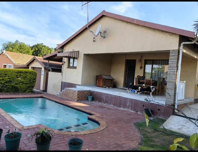 3 BEDROOM HOUSE FOR SALE IN MALVERN